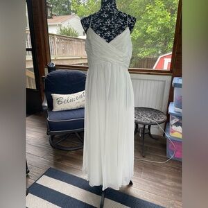 NWOT White chiffon evening gown by Ieena for Macduggal
